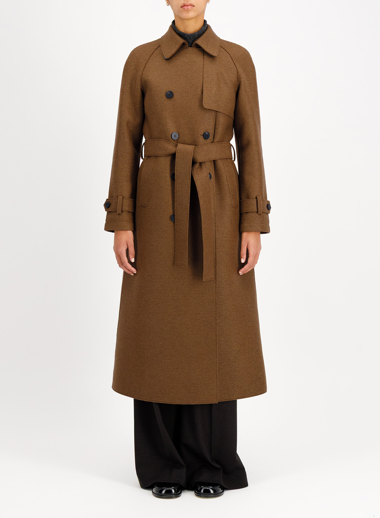 Harris Wharf London Herbst/Winter 2026, Look 1 – Modehaus HALBACH Bad Homburg